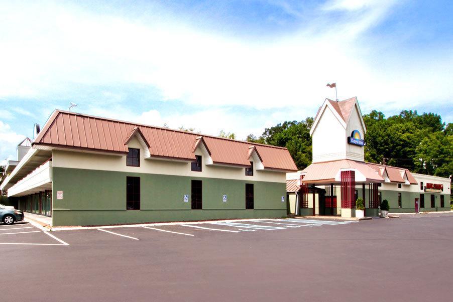 Days Inn East Stroudsburg Exterior foto